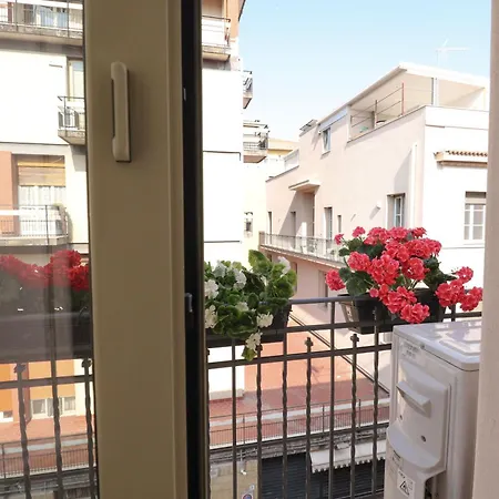 Ferienhaus Centro Citta Downtown Aitne *