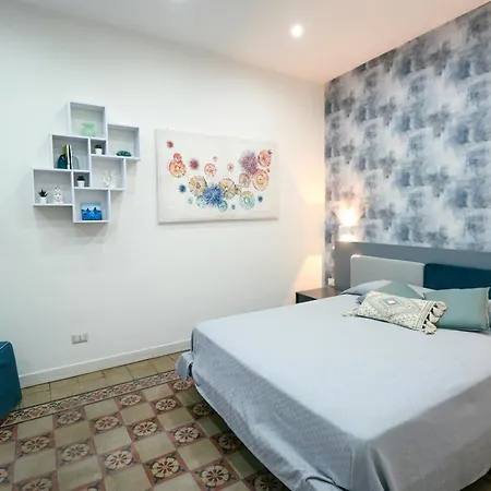 Dom wakacyjny Centro Citta Downtown Aitne