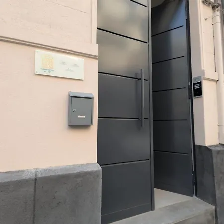 Centro Citta Downtown Aitne *